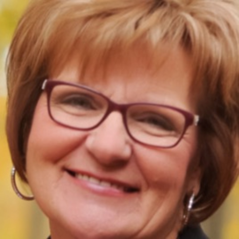 Meet your Posher, Teresa